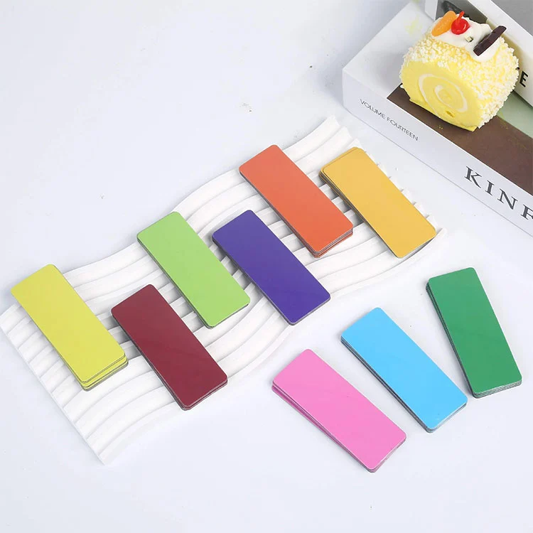 مغناطيس ثلاجة معدني على شكل حرف أبجدي